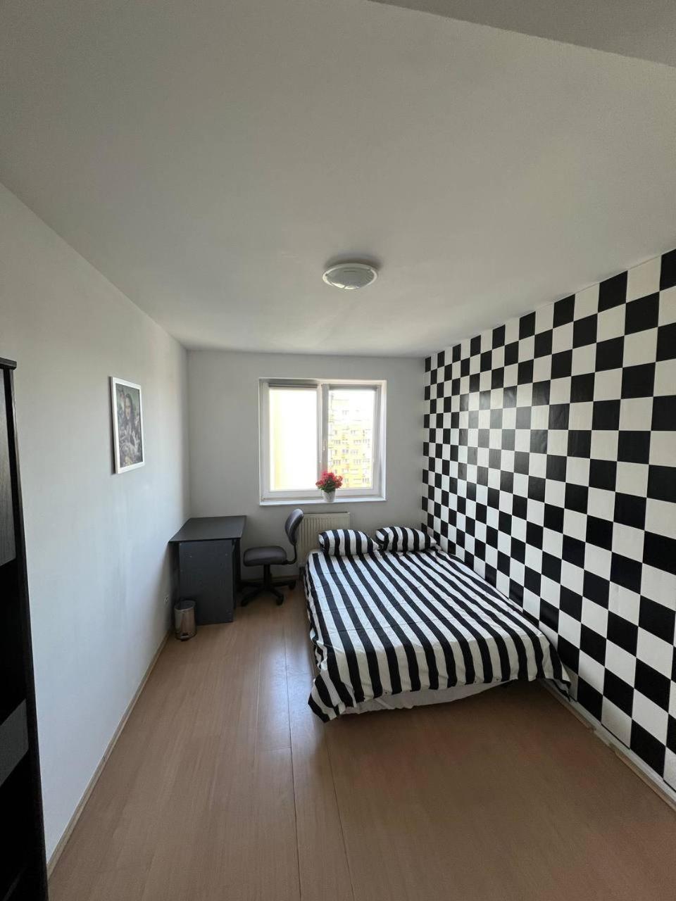 Hostel „U Sashka” ワルシャワ エクステリア 写真